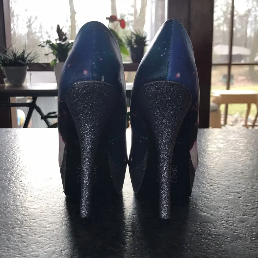 🌈Iron Fist Unicorn Platforms with rainbows 🌈 🌈 and diamonds 💎 💎 oh my! New